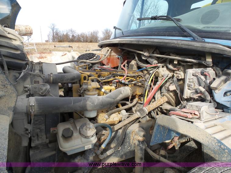 image for item K5490 2004 Freightliner Business Class M2 fuel truck