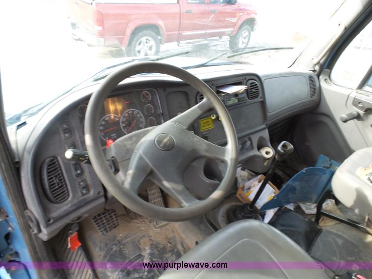 image for item K5490 2004 Freightliner Business Class M2 fuel truck