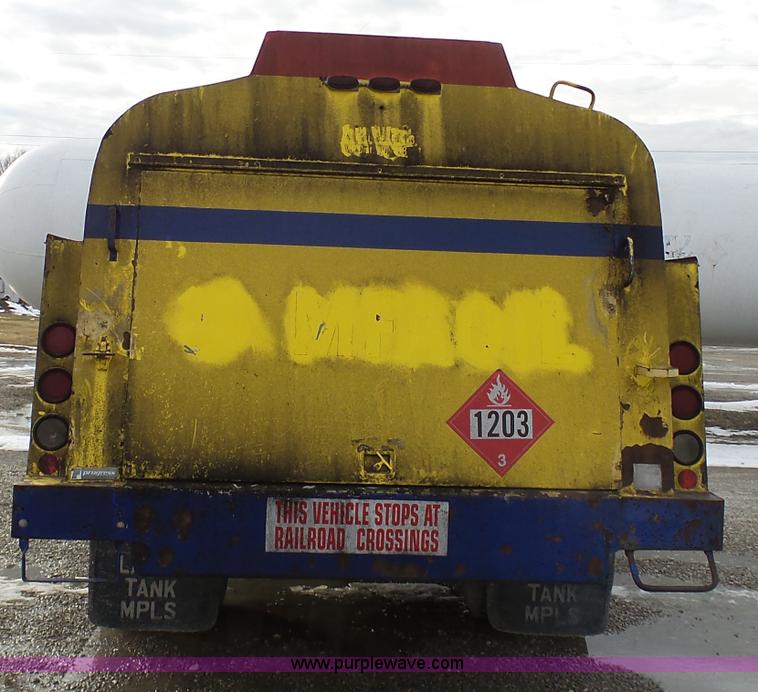 image for item K5492 2002 Freightliner FL70 fuel truck