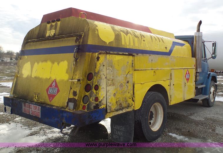 image for item K5492 2002 Freightliner FL70 fuel truck