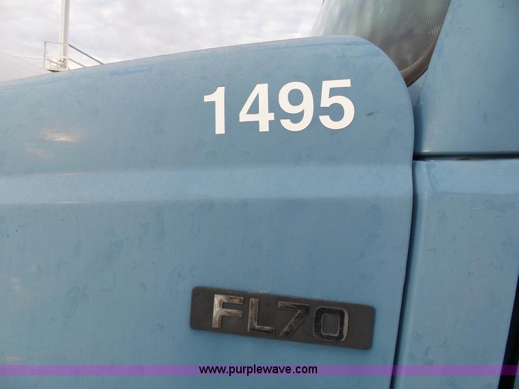image for item K5492 2002 Freightliner FL70 fuel truck