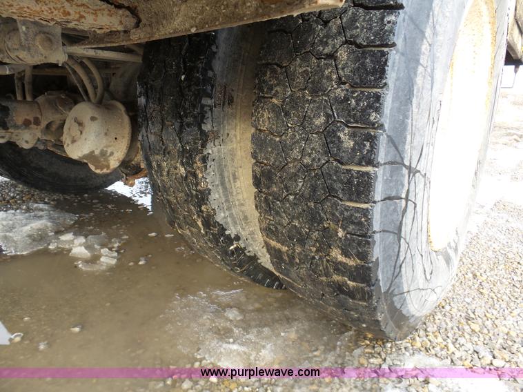 image for item K5492 2002 Freightliner FL70 fuel truck