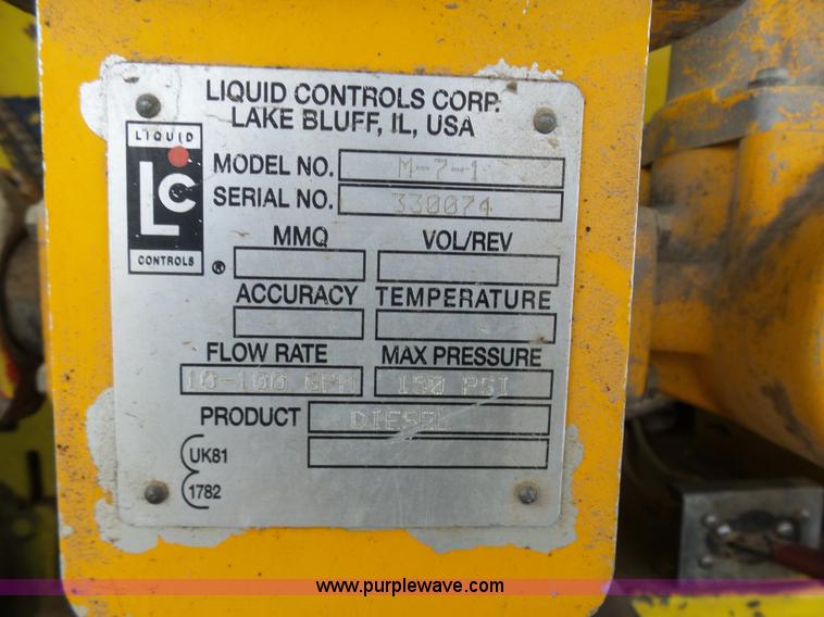 image for item K5492 2002 Freightliner FL70 fuel truck