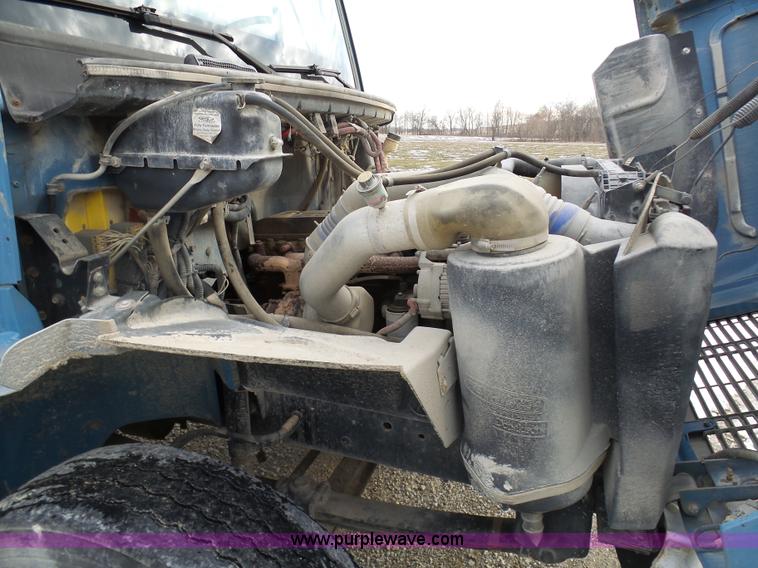 image for item K5492 2002 Freightliner FL70 fuel truck