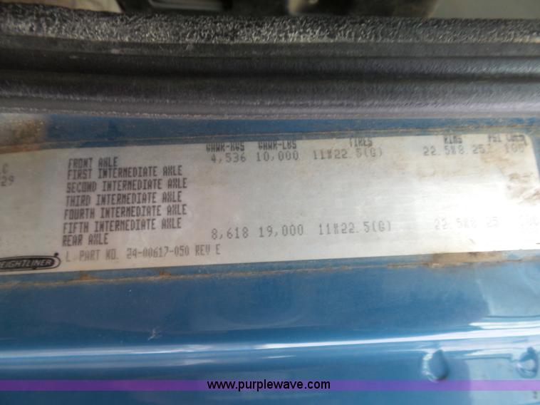 image for item K5492 2002 Freightliner FL70 fuel truck