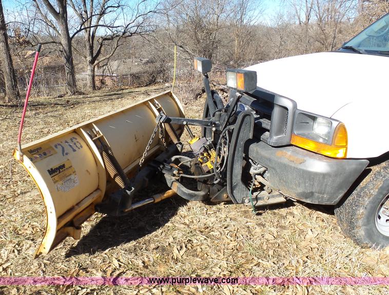 image for item K7608 2001 Ford F250 Super Duty SuperCab pickup truck