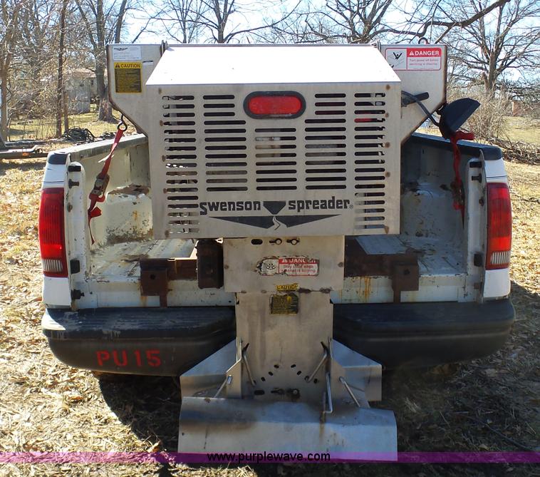 image for item K7608 2001 Ford F250 Super Duty SuperCab pickup truck