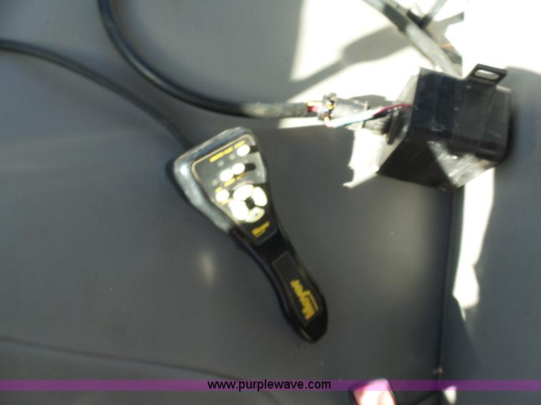 image for item K7608 2001 Ford F250 Super Duty SuperCab pickup truck