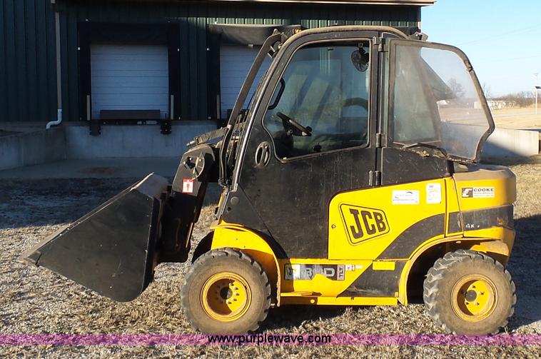 image for item K7618 2008 JCB Teletruk 300 telehandler
