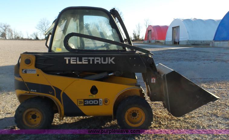 image for item K7618 2008 JCB Teletruk 300 telehandler