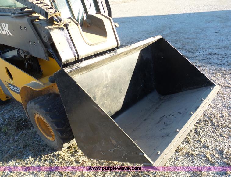 image for item K7618 2008 JCB Teletruk 300 telehandler