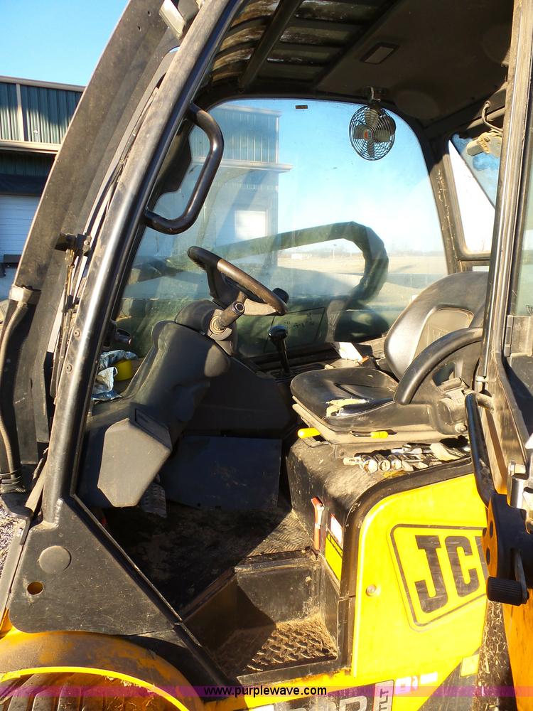 image for item K7618 2008 JCB Teletruk 300 telehandler
