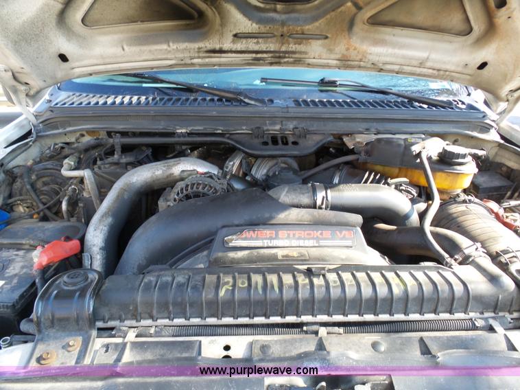 image for item K7674 2005 Ford F250 Super Duty Crew Cab pickup truck