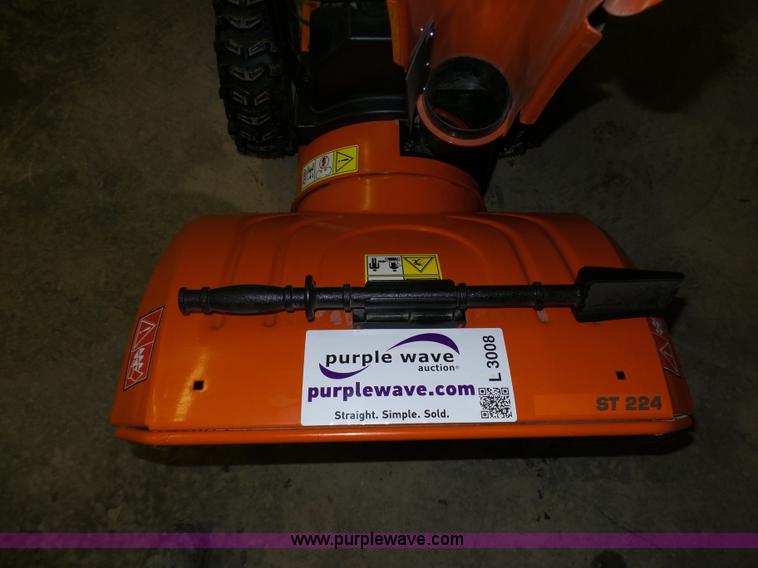 image for item L3008 Husqvarna ST224 snow blower