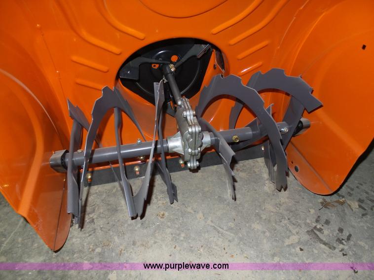 image for item L3008 Husqvarna ST224 snow blower