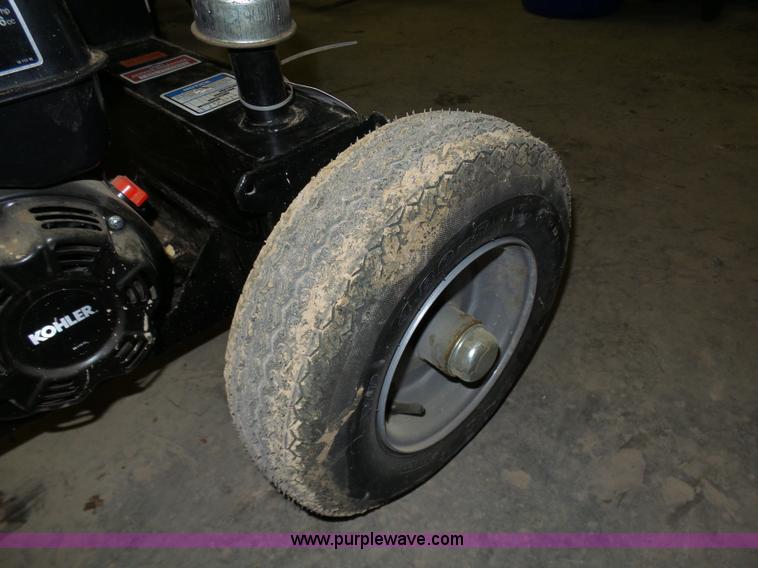 image for item L3009 Dirty Hand Tools log splitter