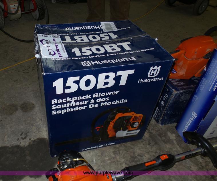 image for item L3010 Assorted lawn care equipment