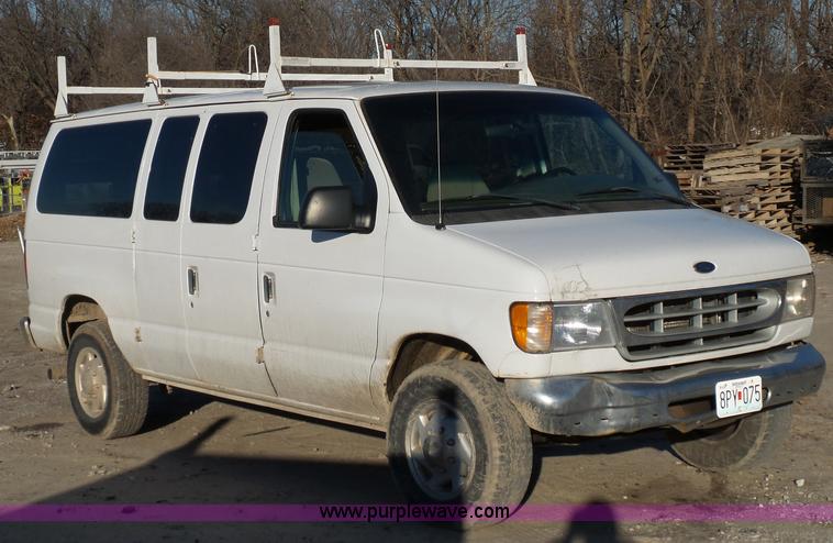 image for item L3011 1999 Ford Econoline Wagon E350 XL Super Duty utility van