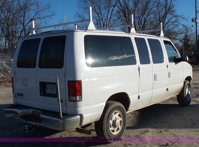 image for item L3011 1999 Ford Econoline Wagon E350 XL Super Duty utility van