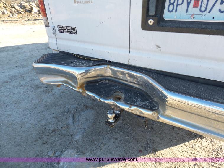 image for item L3011 1999 Ford Econoline Wagon E350 XL Super Duty utility van