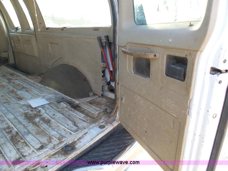image for item L3011 1999 Ford Econoline Wagon E350 XL Super Duty utility van