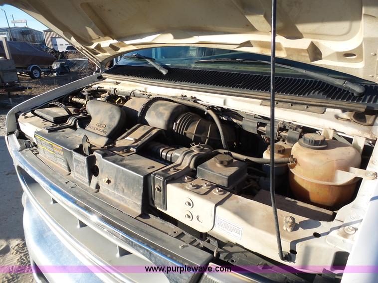 image for item L3011 1999 Ford Econoline Wagon E350 XL Super Duty utility van