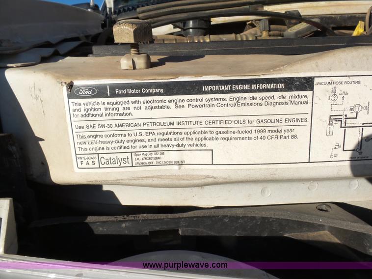 image for item L3011 1999 Ford Econoline Wagon E350 XL Super Duty utility van