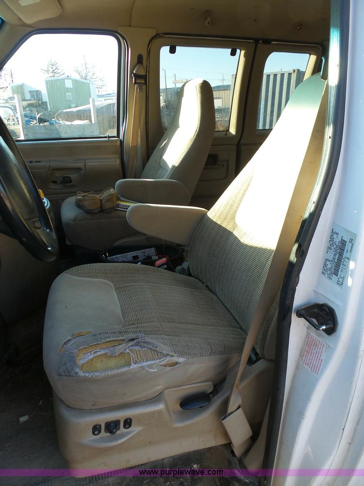 image for item L3011 1999 Ford Econoline Wagon E350 XL Super Duty utility van
