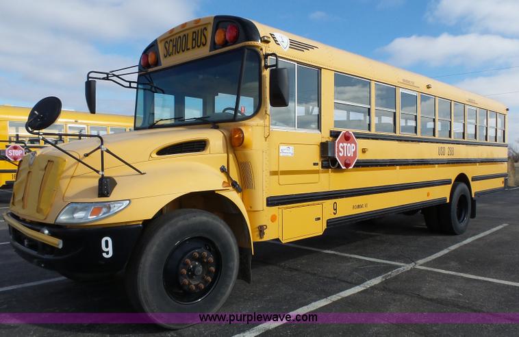 image for item L3640 2007 International CE200 school bus