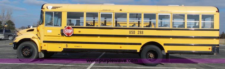 image for item L3640 2007 International CE200 school bus