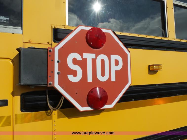 image for item L3640 2007 International CE200 school bus