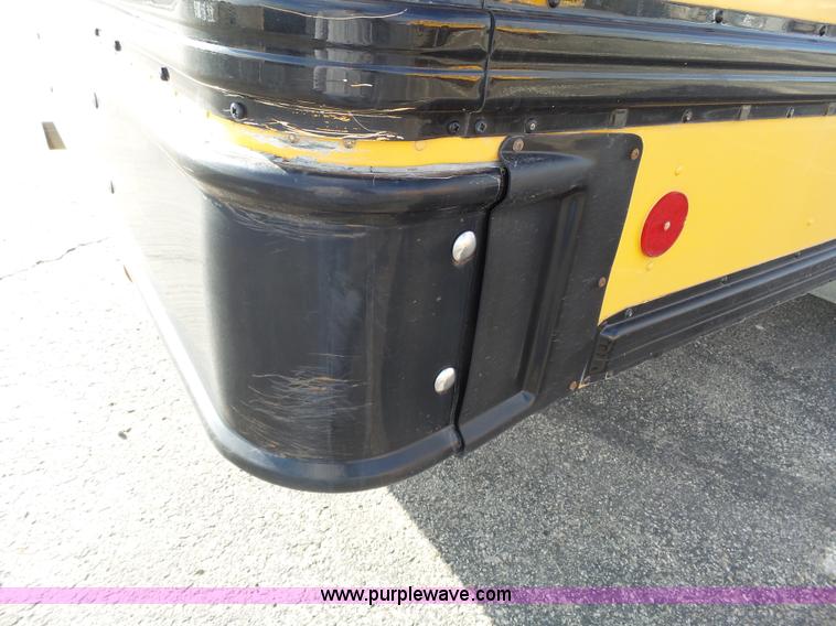 image for item L3640 2007 International CE200 school bus