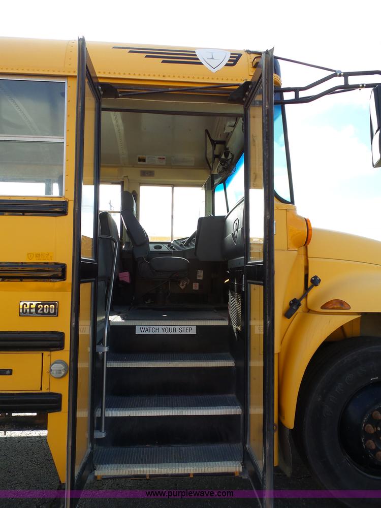 image for item L3640 2007 International CE200 school bus