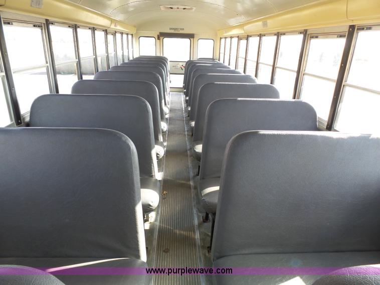 image for item L3640 2007 International CE200 school bus