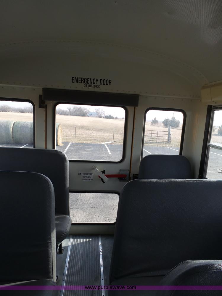image for item L3640 2007 International CE200 school bus