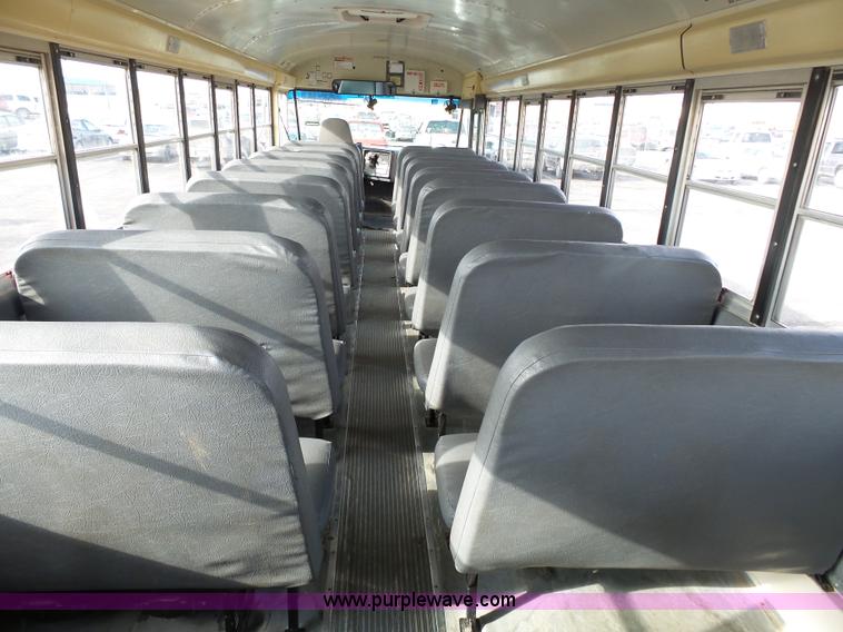 image for item L3640 2007 International CE200 school bus