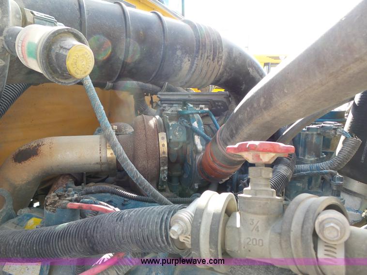 image for item L3640 2007 International CE200 school bus