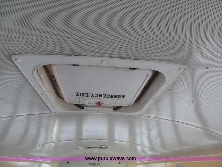 image for item L3641 2006 International CE school bus