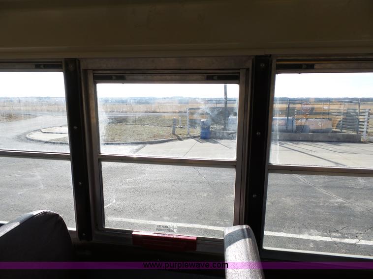 image for item L3641 2006 International CE school bus