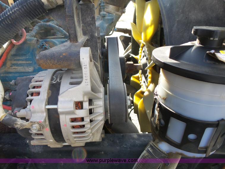 image for item L3641 2006 International CE school bus