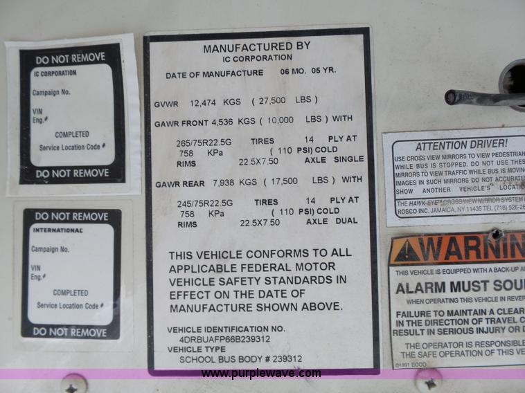 image for item L3641 2006 International CE school bus