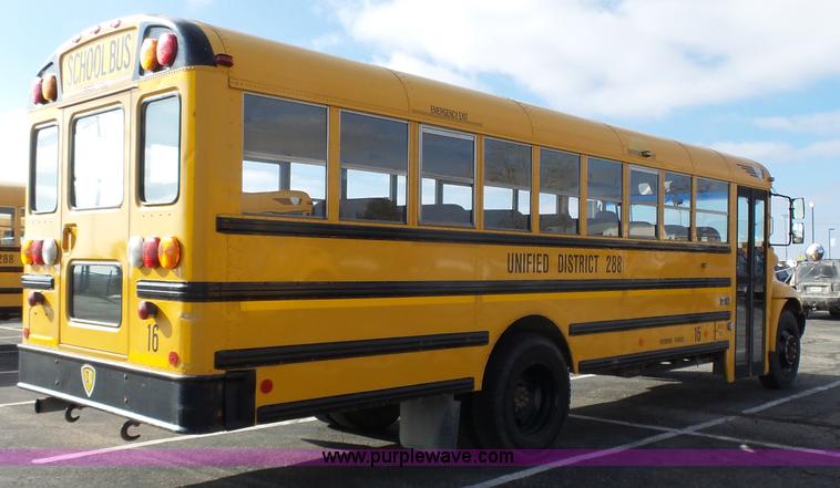 image for item L3642 2005 International CE200 school bus