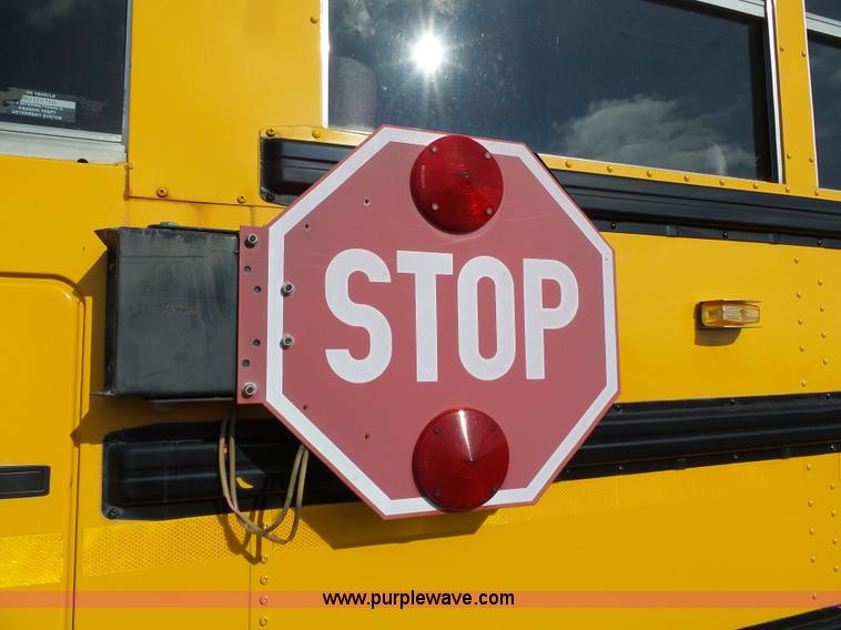 image for item L3642 2005 International CE200 school bus