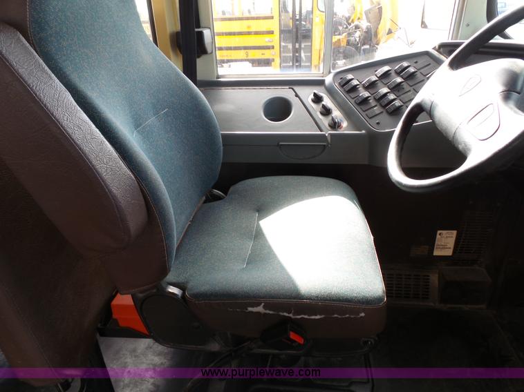 image for item L3642 2005 International CE200 school bus