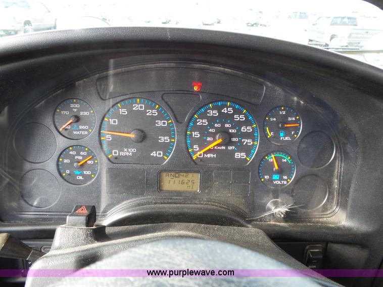 image for item L3642 2005 International CE200 school bus