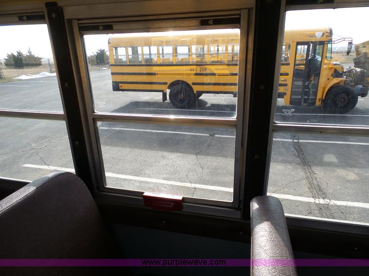 image for item L3642 2005 International CE200 school bus