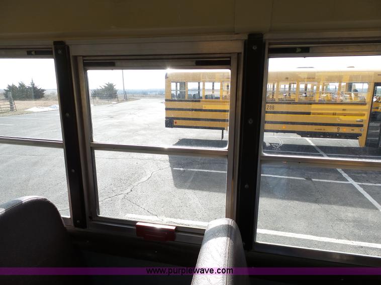 image for item L3642 2005 International CE200 school bus