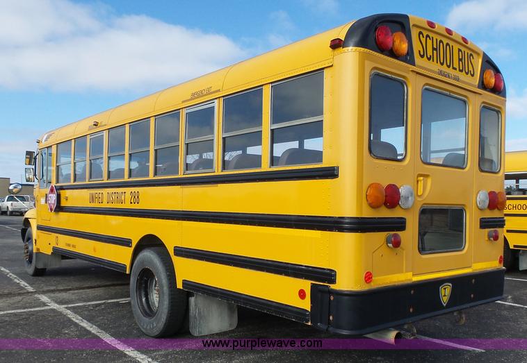 image for item L3643 2005 International CE200 school bus