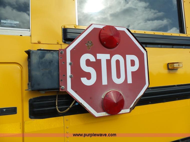 image for item L3643 2005 International CE200 school bus