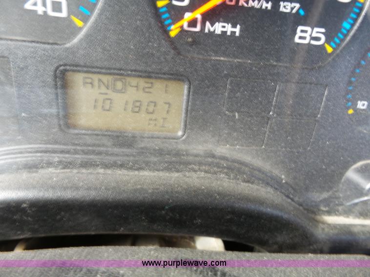 image for item L3643 2005 International CE200 school bus